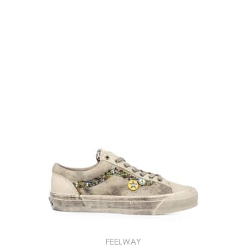 26 FW  배지 장식 트위드 트리밍 스니커즈 VN000E8V2N11 TP457756104