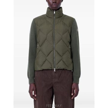 Moncler 26 FW ��Ŭ���� �ΰ� ��ġ ��Ŷ L20939B00041M4281 TP45828057226 FW ��Ŭ���� �ΰ� ��ġ ��Ŷ L20939B00041M4281 TP4582