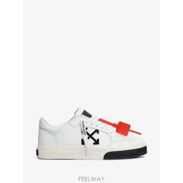 Off White 26 FW ����ȭ��Ʈ �ַο� ������ ���̽��� ����Ŀ�� M293C9L0020110 TP45465906226 FW ����ȭ��Ʈ �ַο� ������ ���̽��� ����Ŀ�� M293C
