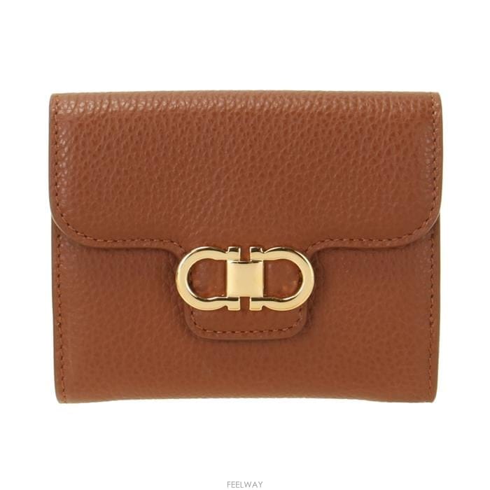 Ferragamo ��ġ�� ����Ʈ ���� / 22 0961 0785779��ġ�� ����Ʈ ���� / 22 0961 0785779