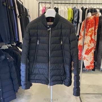 몽클레어 아미오트 쇼트 다운 자켓