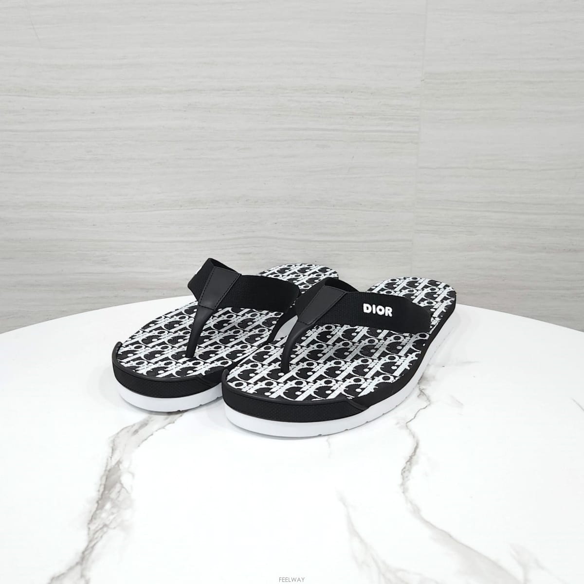 DIOR [������] (����ǰ) 45 / ��� ������ũ ��ī�� ���� �ɸ� ���� ������ 3SA082YXV[������] (����ǰ) 45 / ��� ������ũ ��ī�� ���� �ɸ� 
