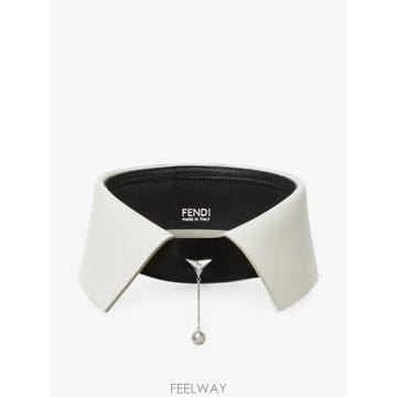 FENDI ���Ϲ�� ��� �ΰ� ���Ʈ ���� Į����Ϲ�� ��� �ΰ� ���Ʈ ���� Į��