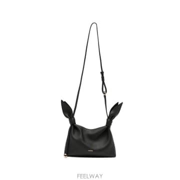 Loewe ���Ϲ�� �ο��� �ļ��� ���� ũ�ν� ����Ϲ�� �ο��� �ļ��� ���� ũ�ν� ��