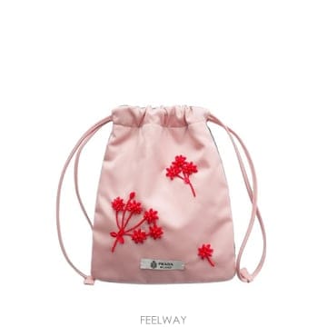 PRADA ���Ϲ�� ����� �����Ϸ� ����Ʈ�� �Ŀ�ġ���Ϲ�� ����� �����Ϸ� ����Ʈ�� �Ŀ�ġ