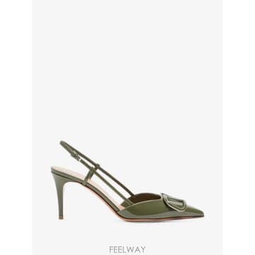 Valentino ���Ϲ�� �߷�Ƽ�� ����ٴ� VLogo Signature Patent Leather Slingback Pump���Ϲ�� �߷�Ƽ�� ����ٴ� VLogo Signature Patent Leat