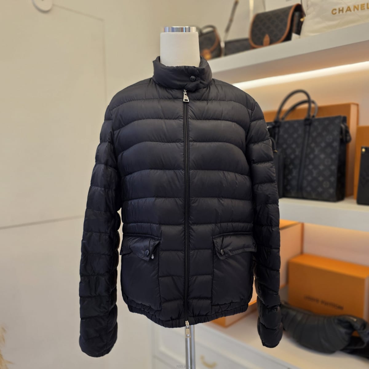 Moncler ��Ŭ���� ���� ���� �淮 �е���Ŭ���� ���� ���� �淮 �е�