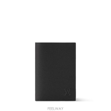 (국내A/S가능) 루이비통 패스포트 커버 왁스드 카프 레더 남성 여권케이스 여권커버 블랙 M2A176