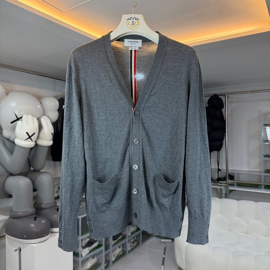 Thom Browne ����� ��Ｑ ��Ʈ������ �޸��� �� ���������� ��Ｑ ��Ʈ������ �޸��� �� �����