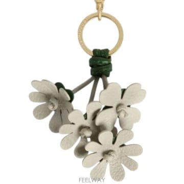 COCCINELLE 26FW ��ġ�ڸ� Ű�� E2VK4411301 937 GARDEN GREEN26FW ��ġ�ڸ� Ű�� E2VK4411301 937 GARDEN GREEN