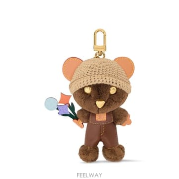 (국내A/S가능) 루이비통 LV 루이 베어 가죽 남성 백참 가방참 브라운 M03801