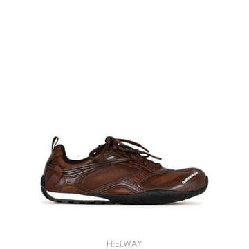 Balenciaga 26FW �߷��þư� ����Ŀ�� 865704 WSTVL2010 BROWN BLACK26FW �߷��þư� ����Ŀ�� 865704 WSTVL2010 BROWN BLACK