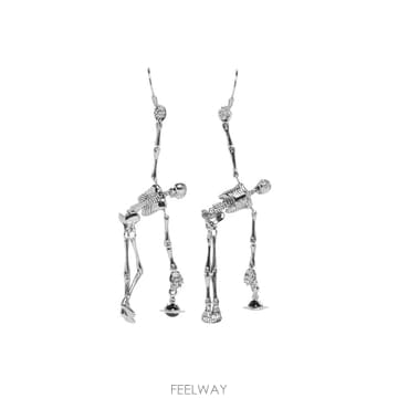 26 F/W 비비안 웨스트우드 스켈레톤 귀걸이 6203008Q02P1 B0742336643