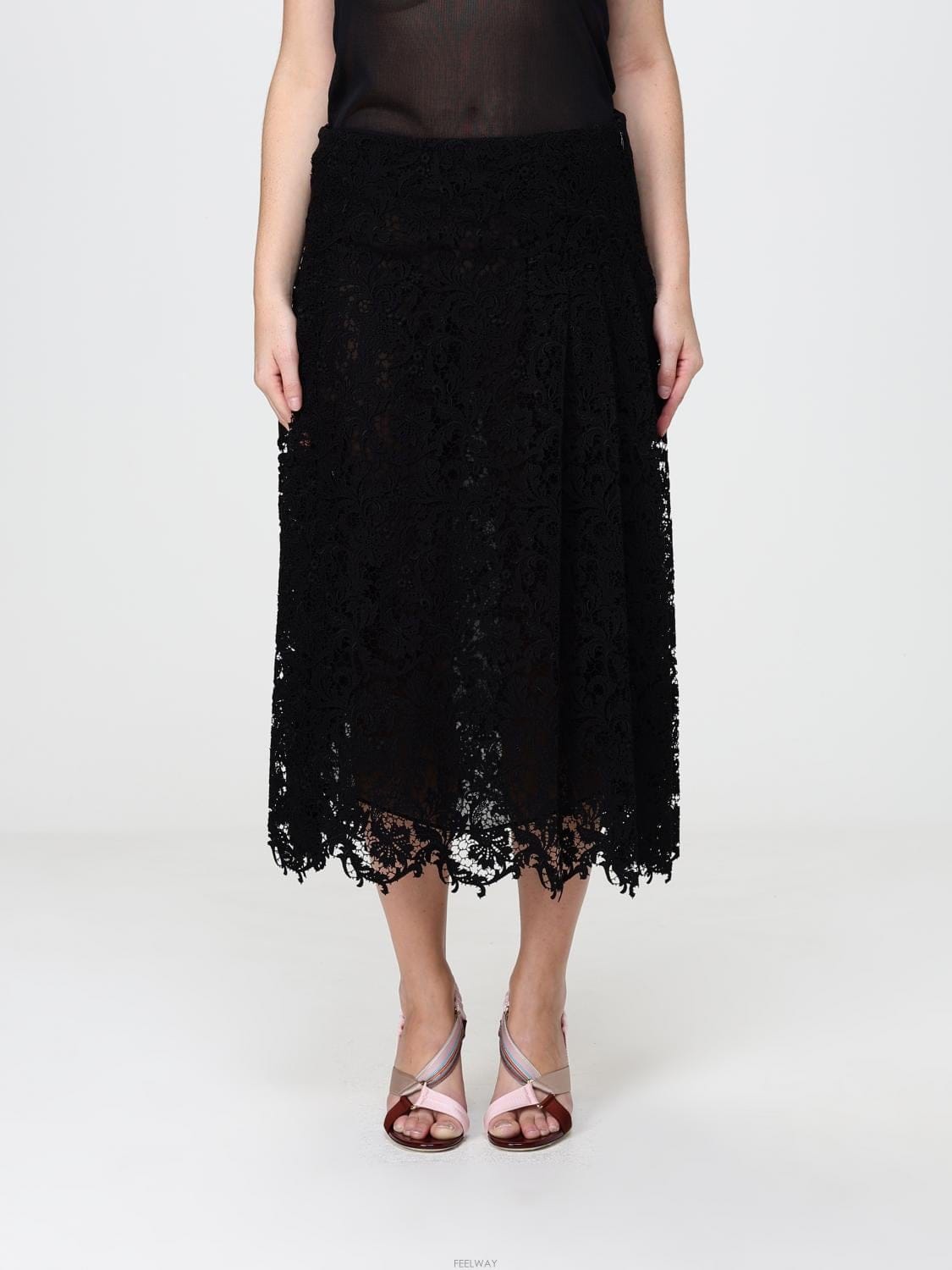 FENDI [A6] ��� FQ7762B1U2 ���� �̵� ��ĿƮ FQ7762B1U2-F0QA1[A6] ��� FQ7762B1U2 ���� �̵� ��ĿƮ FQ7762B1U2-F0QA1