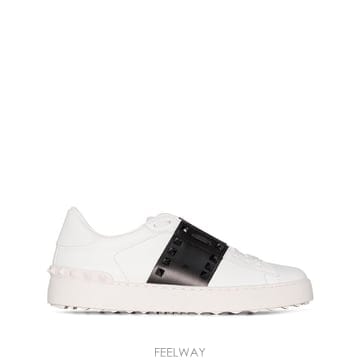 발렌티노 락스터드 언타이틀 레더 스니커즈 WS0A01LTUA01 B0712367174