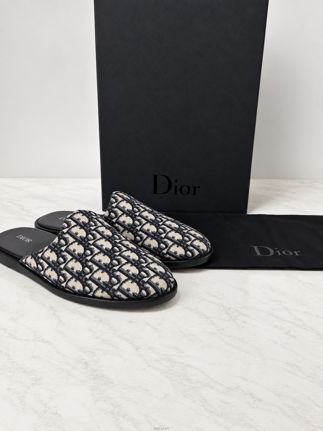 DIOR [���Ÿ�����]�ڴ��Ϲ�ۡ� ��� �ε�� �� ������ ���� ������ũ ��ī��[���Ÿ�����]���Ϲ�� ��� �ε�� �� ������ ���� ������