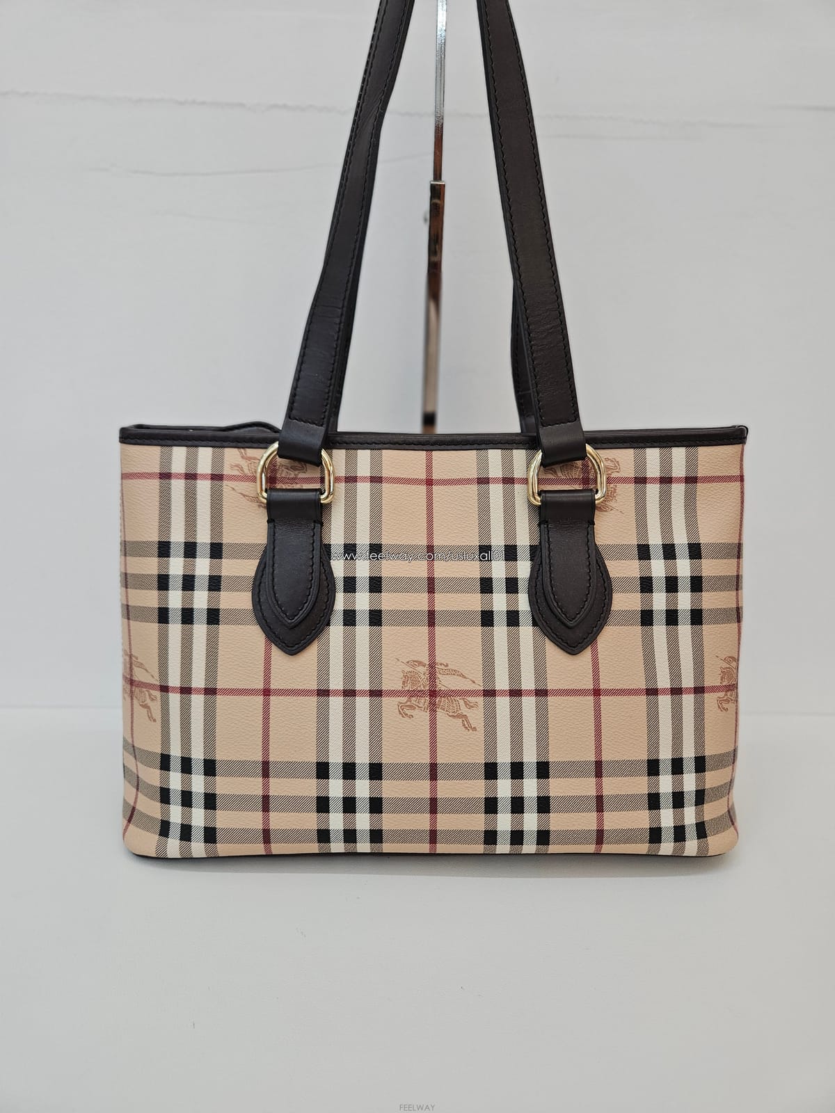 Burberry [�߰���ǰ ������ �����] ������ ���̸��� üũ ��Ʈ�� 32009771[�߰���ǰ ������ �����] ������ ���̸��� üũ ��Ʈ�� 3
