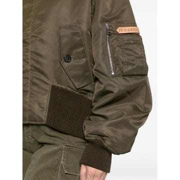 J.W.Anderson �׶�����Ÿ �ؿ� JW�ش��� ���� NYLON OVERSIZED BOMBER ���� JK0458PG1875570�׶�����Ÿ �ؿ� JW�ش��� ���� NYLON OVERSIZED BOMBER 