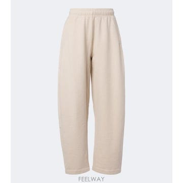 Jacquemus 26 FW ��ũ���� Corso ��ư �ø��� ����Ʈ����  TP58199049626 FW ��ũ���� Corso ��ư �ø��� ����Ʈ����  TP5819904