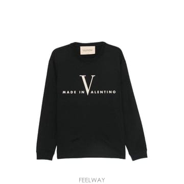 Valentino 26FW �߷�Ƽ�� �ΰ� ��ư T ���� VMG18NBM39RA TP57943687726FW �߷�Ƽ�� �ΰ� ��ư T ���� VMG18NBM39RA TP57943687