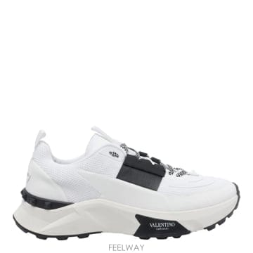 26SS 발렌티노 블랙 앤 화이트 True Act 스니커즈 S0H96PTN6L0 TP570980309