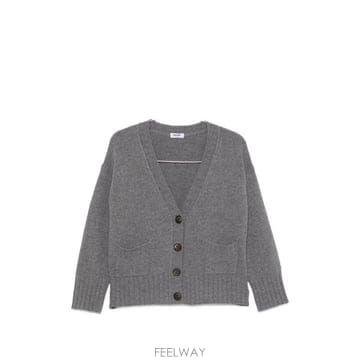 | Other Brand | 26FW BASE  �� V Necked ����� B8507602654 TP57911367526FW BASE  �� V Necked ����� B8507602654 TP579113675