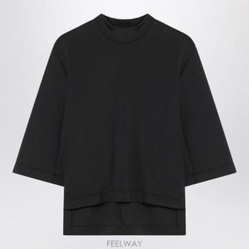 Moncler 25FW ��Ŭ���� ���� ũ�� �� T ���� with �ΰ� ��ġ Applied on the Back in ��ũ25FW ��Ŭ���� ���� ũ�� �� T ���� with �ΰ� ��ġ Appli