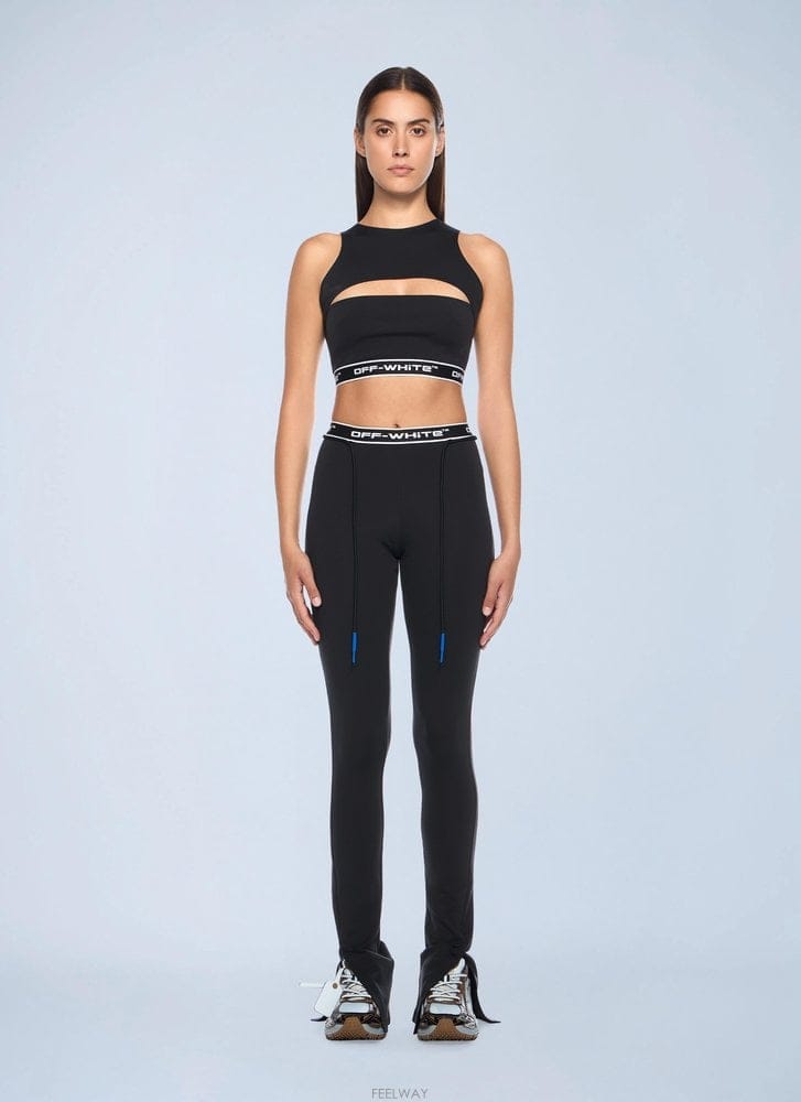 Off White 25 F/W ����ȭ��Ʈ �ΰ� ��Ƽ�� �� �ƿ� ž OWVO05JF25J B011188303425 F/W ����ȭ��Ʈ �ΰ� ��Ƽ�� �� �ƿ� ž OWVO05JF25J B