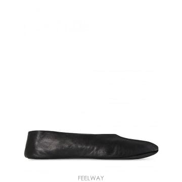 더 로우 블랙 레더 스텔라 발레리나 F1638N66SH02BLK TP577903527