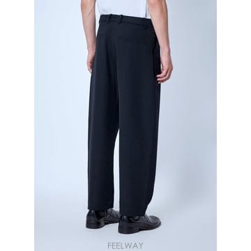 26 F/W 스튜디오 니콜슨 TUCK 코튼 테이퍼드 레그 트라우저 T B0112367494