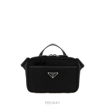 PRADA 26FW ����� ���� Re ���Ϸ� ũ�ν��ٵ� �� 2VH2092DMHF0002 TP58048256826FW ����� ���� Re ���Ϸ� ũ�ν��ٵ� �� 2VH2092DMHF00
