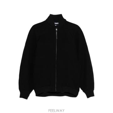 Jacquemus 25FW ��ũ���� ��ũ���� ��Ʈ OUW00104AW00429990 TP57819562625FW ��ũ���� ��ũ���� ��Ʈ OUW00104AW00429990 TP57819