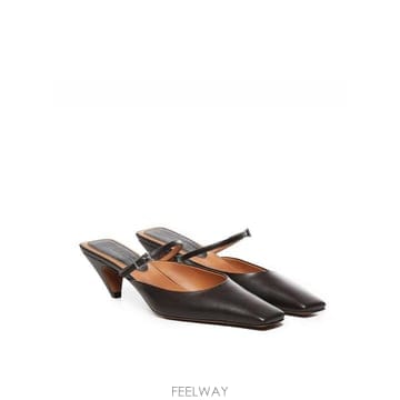 Stella McCartney 25SS ���ڶ� ��īƮ�� ���ڶ� Spur �� 810536AP02502007 TP57898102725SS ���ڶ� ��īƮ�� ���ڶ� Spur �� 810536AP02502007 T