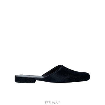 25FW 더 로우 여성 슬리퍼 F1677L701BLK TP577479930