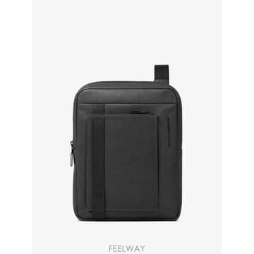 26 FW 피콰드로 엠보스드 로고 레더 메신저 백 CA1816S130 TP456395532