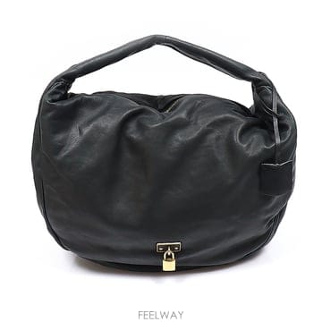 Loewe(로에베) 블랙 램스킨 패드락 칼 라지 호보 숄더백