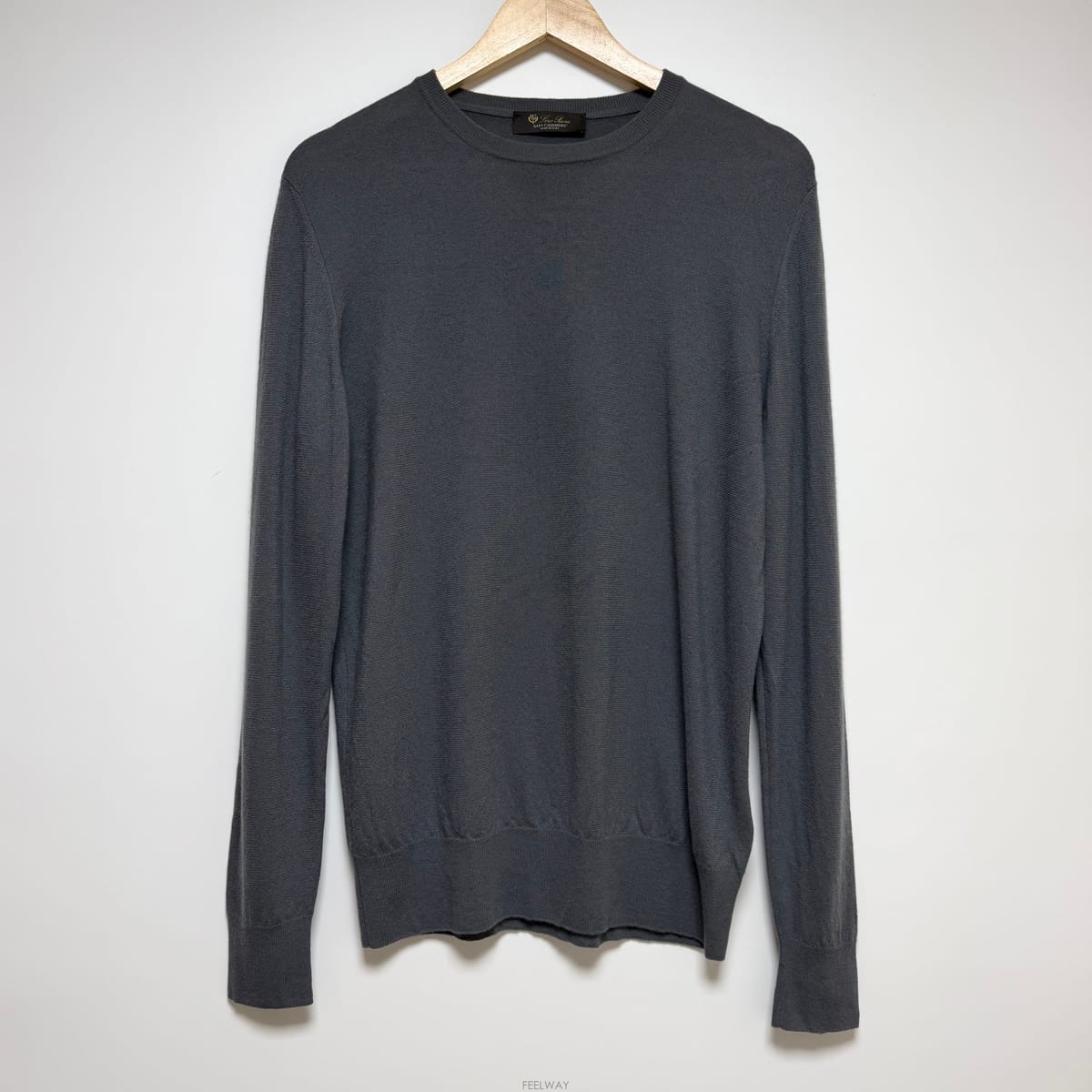 Loro Piana �η��ǾƳ� ���̺�ĳ�ù̾� ��Ʈ�η��ǾƳ� ���̺�ĳ�ù̾� ��Ʈ