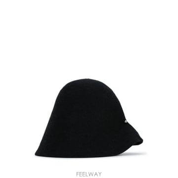 Jacquemus 26 F/W ��ũ���� �� CHAPEAU CLOCHE ���� ACW007 B003231285226 F/W ��ũ���� �� CHAPEAU CLOCHE ���� ACW007 B0032312