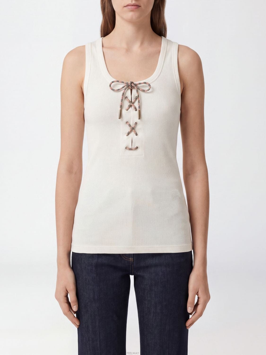 Burberry [A6] ������ 8117713 ���� ����� 8117713-020[A6] ������ 8117713 ���� ����� 8117713-020