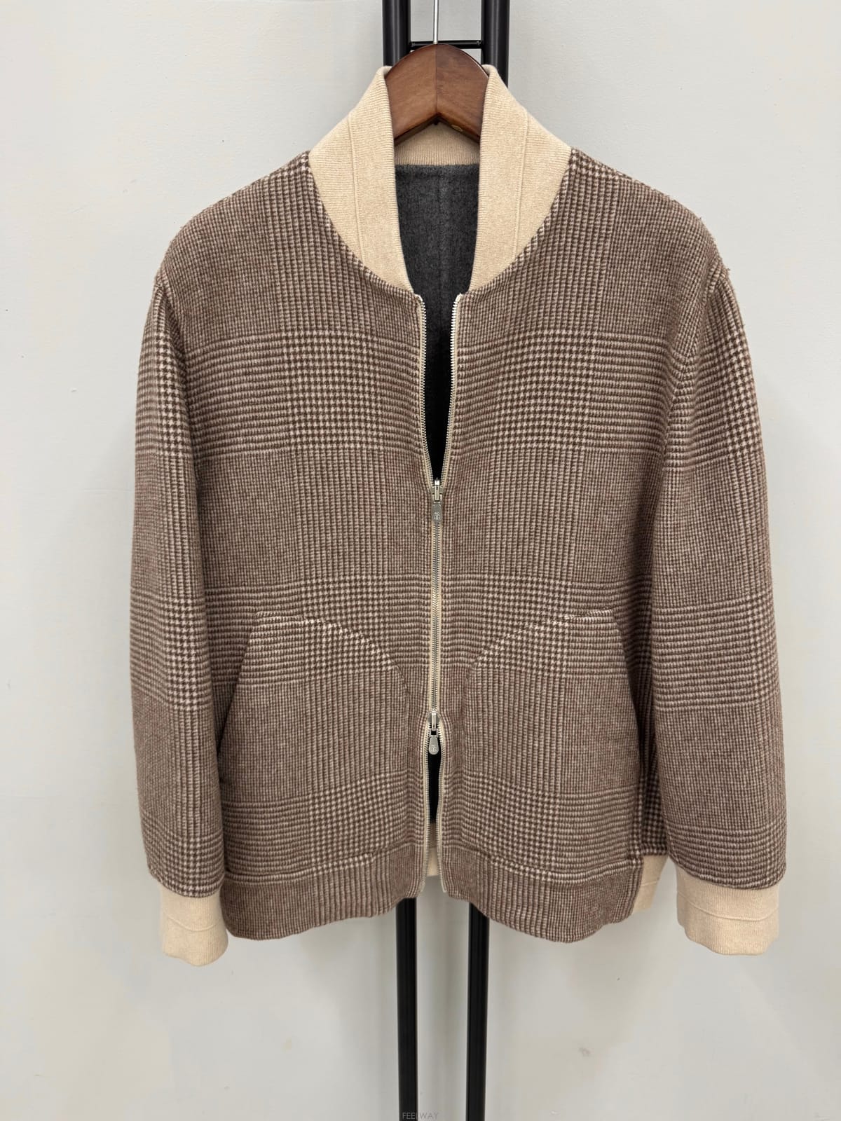 Brunello Cucinelli (���� ���Ϲ߼�) ���ڷ� ��ġ�ڸ� �����ú� ���� ����(���� ���Ϲ߼�) ���ڷ� ��ġ�ڸ� �����ú� ���� ����