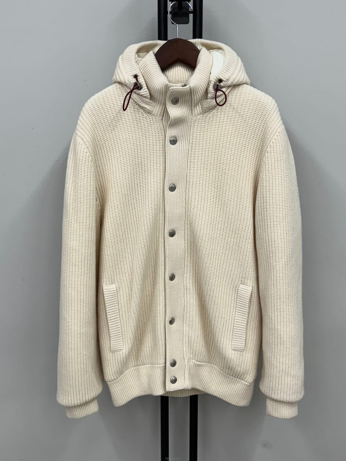 Brunello Cucinelli (���� ���Ϲ߼�) ���ڷ� ��ġ�ڸ� ĳ�ù̾� ���� �е� ����(���� ���Ϲ߼�) ���ڷ� ��ġ�ڸ� ĳ�ù̾� ���� �е� 