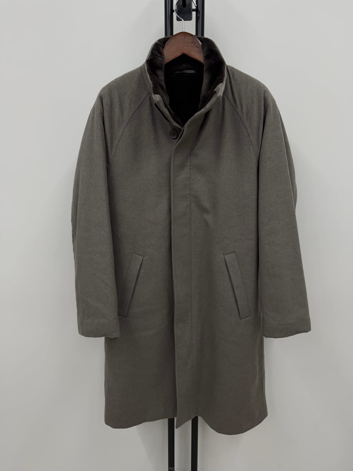 Loro Piana (���� ���Ϲ߼�) �η��ǾƳ� ���̺�ĳ�ù̾� ī���丮�� �� ��Ʈ(���� ���Ϲ߼�) �η��ǾƳ� ���̺�ĳ�ù̾� ī���丮�� 