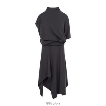 Lemaire 26FW ���޸� �̵� ���ǽ� DR1179 LJ1086 BR532 LICORICE26FW ���޸� �̵� ���ǽ� DR1179 LJ1086 BR532 LICORICE