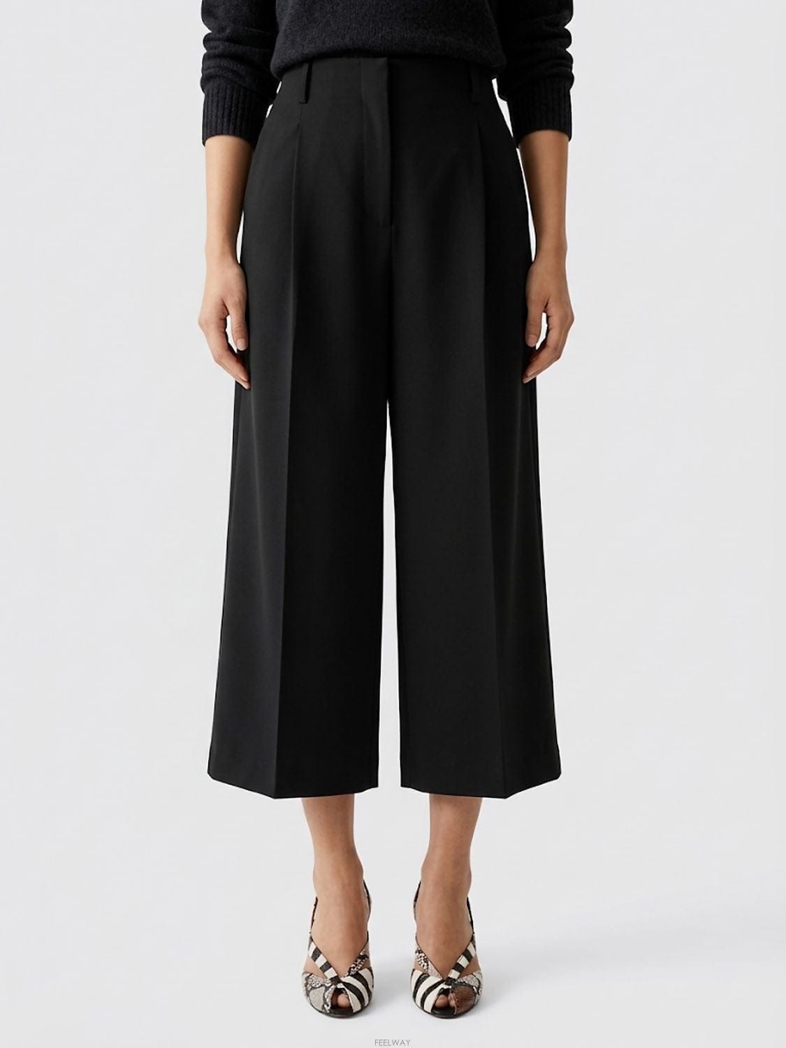 Jacquemus [A6] ��ũ���� PAW00677AW00637 ���� ���� PAW00677AW00637-990[A6] ��ũ���� PAW00677AW00637 ���� ���� PAW00677AW0063