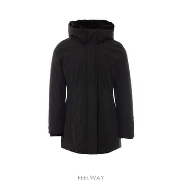 Woolrich 26FW �︮ġ �е� CFWWOU2265FR UT0001BLK BLACK26FW �︮ġ �е� CFWWOU2265FR UT0001BLK BLACK