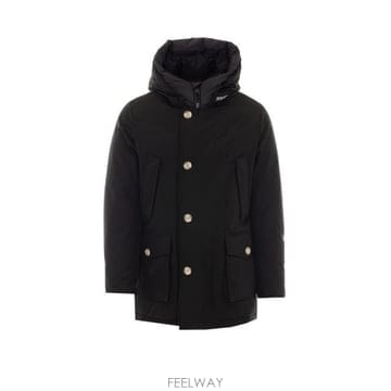 Woolrich 26FW �︮ġ �е� CFWOOU0483MB UT0001BLK BLACK26FW �︮ġ �е� CFWOOU0483MB UT0001BLK BLACK