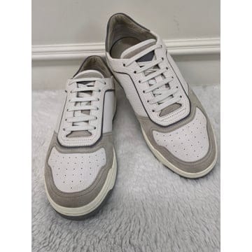 브루넬로 쿠치넬리 레더 스니커즈