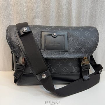 Louis Vuitton ���̺��� M40511 ��Ŭ���� ������PM �޽����� ũ�ν�����̺��� M40511 ��Ŭ���� ������PM �޽����� ũ�ν���