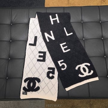 [국내] 정품/두배보상/샤넬 울 캐시미어 혼방 패턴 리버시블 양면 머플러 블랙 화이트