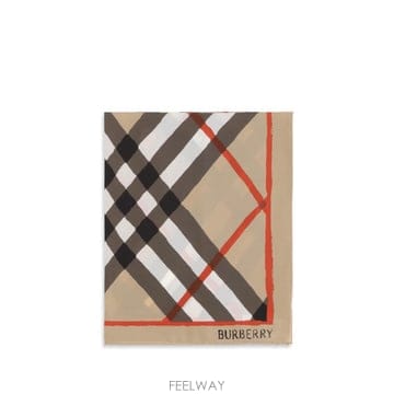 Burberry �ؿ� ���¸���� AW26 ������ ���� ��ũ �����÷� üũ ��ī�� 8131628_A7028�ؿ� ���¸���� AW26 ������ ���� ��ũ �����÷� üũ ��